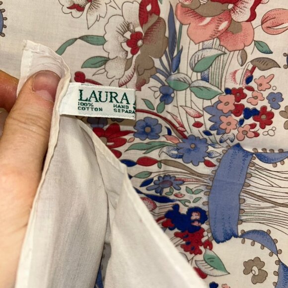 Laura Ashley Vintage cotton white blue pink floral print large scarf - Picture 4 of 8